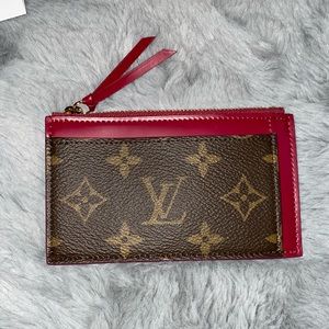 Louis Vuitton petite zippered card holder monogram